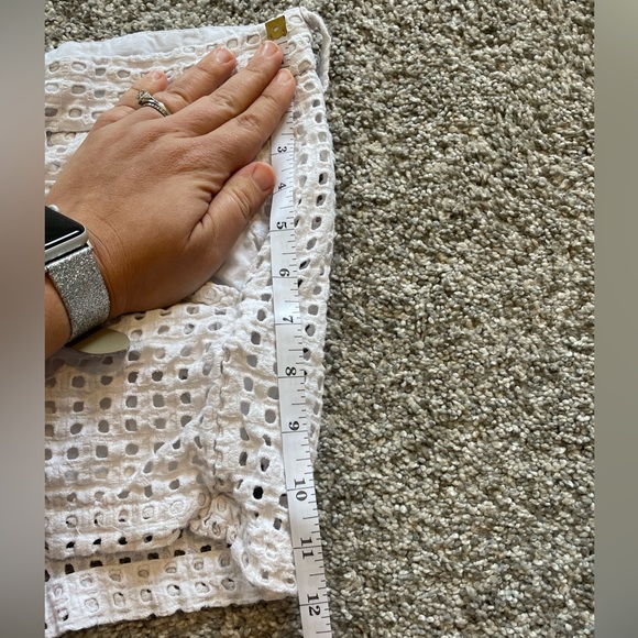 Gap white shorts - Picture 5 of 5